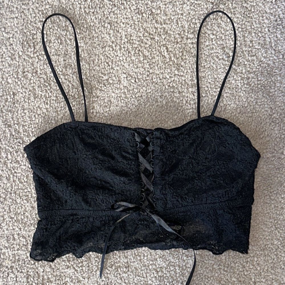 🔥Colsie Satin Ribbon Lace Up Bralette!